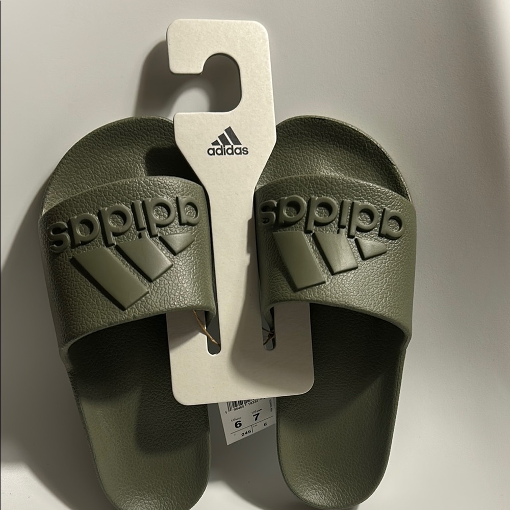 Adidas Green Slide Sandals Comfortable Slip-On